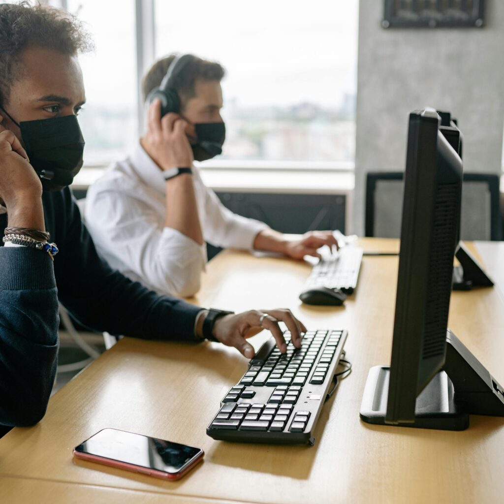 5 Reasons Why Small Businesses Need IT Support and Services