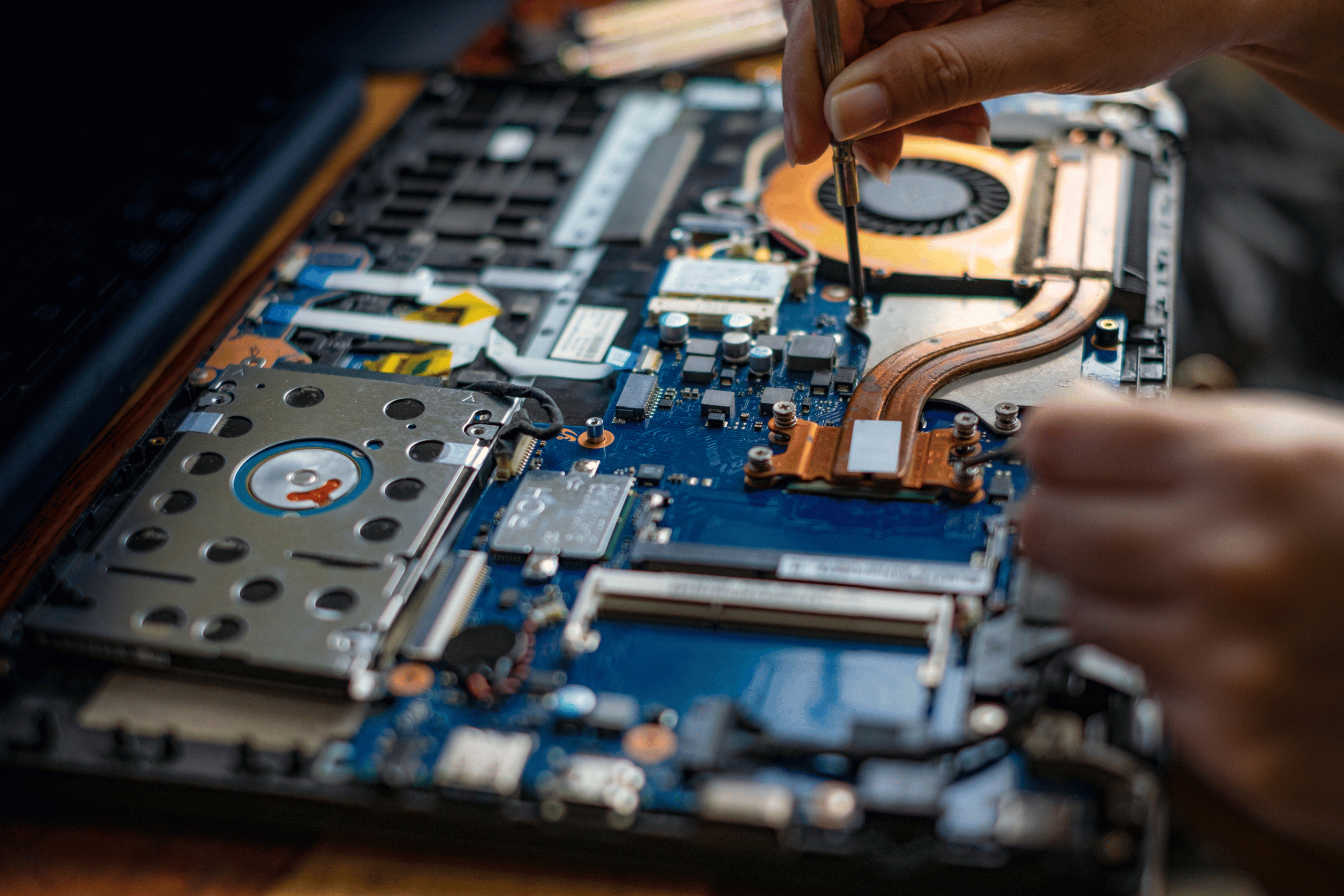 Understanding the Essentials of Personal Computer Repair Services